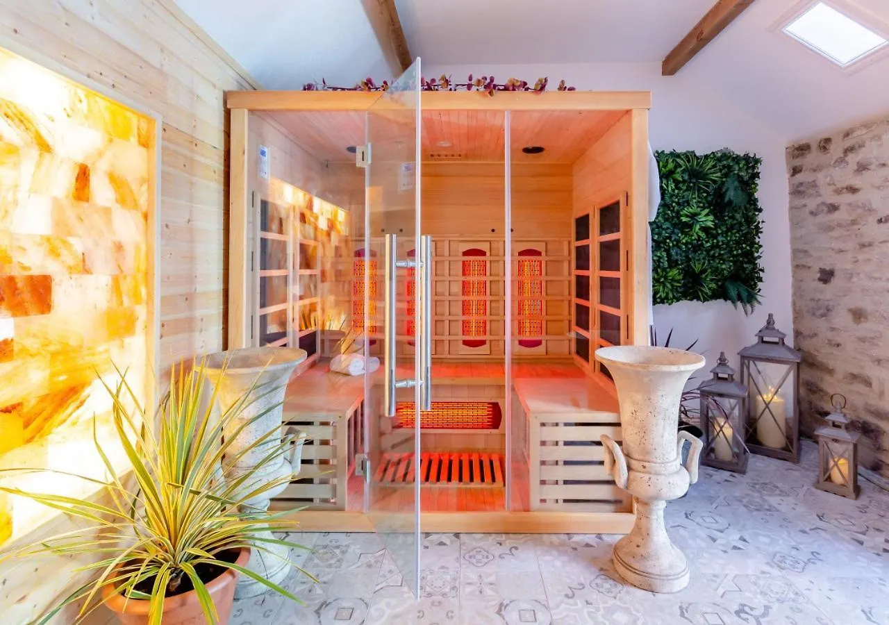 Spa On The Green 리치먼드 0*,  영국